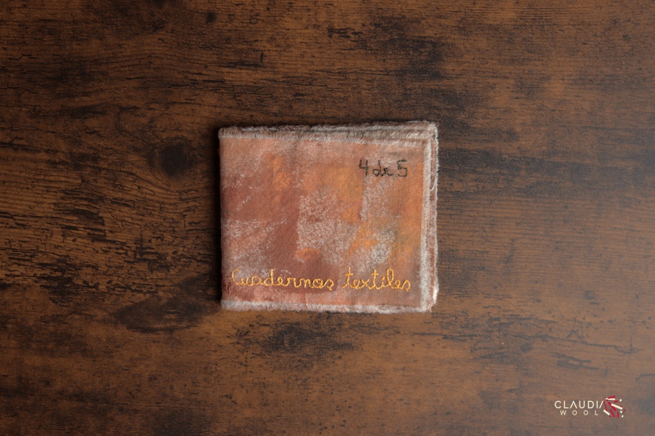 Portada Cuaderno textil Nº4 Claudia Wool - artista textil